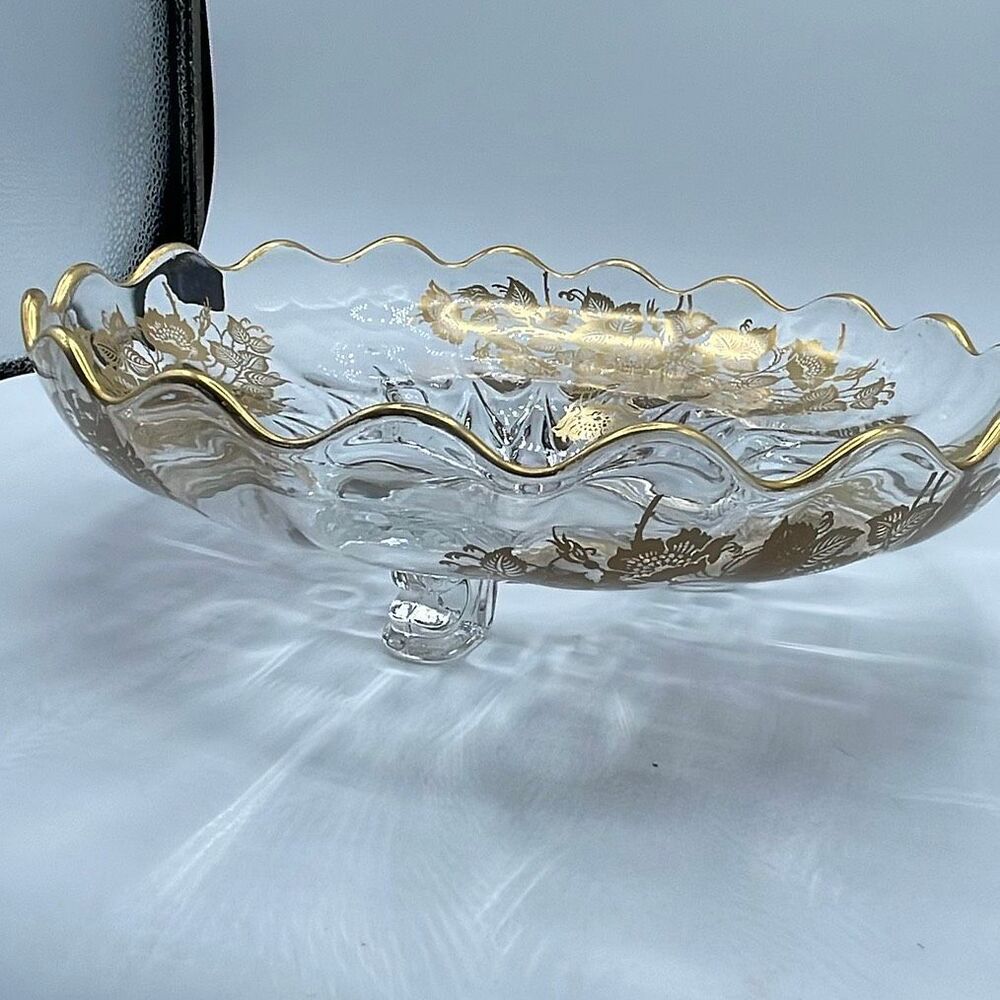 Footed New Martinsville gold overlay “Flounders Poppy” bowl.